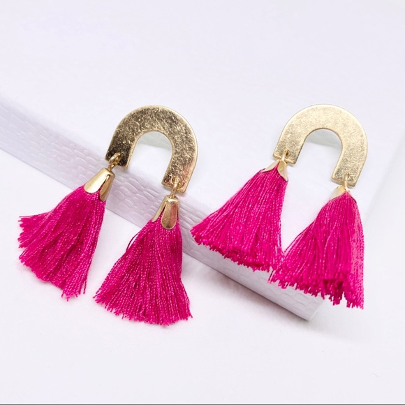 Anthropologie Jewelry - 2/$35🖤 Anthropologie Gold Horseshoe Hot Pink Tassel Geometric Earrings D…